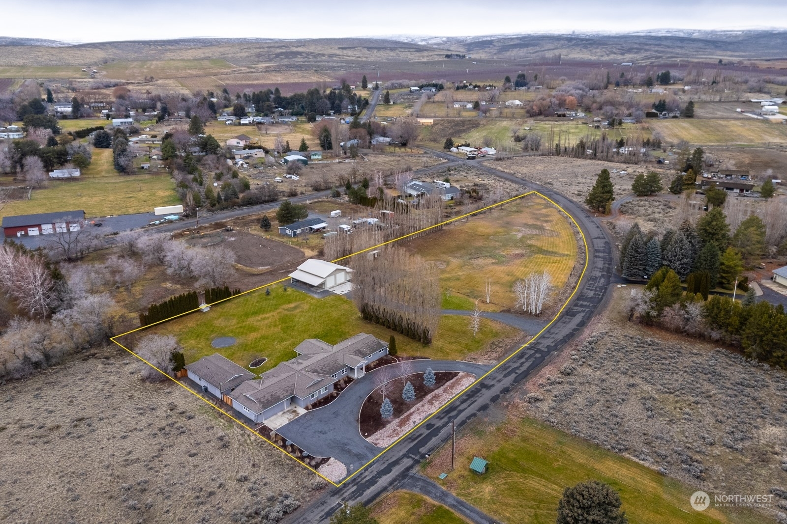 Property Photo:  20094  Delta Road NW  WA 98851 