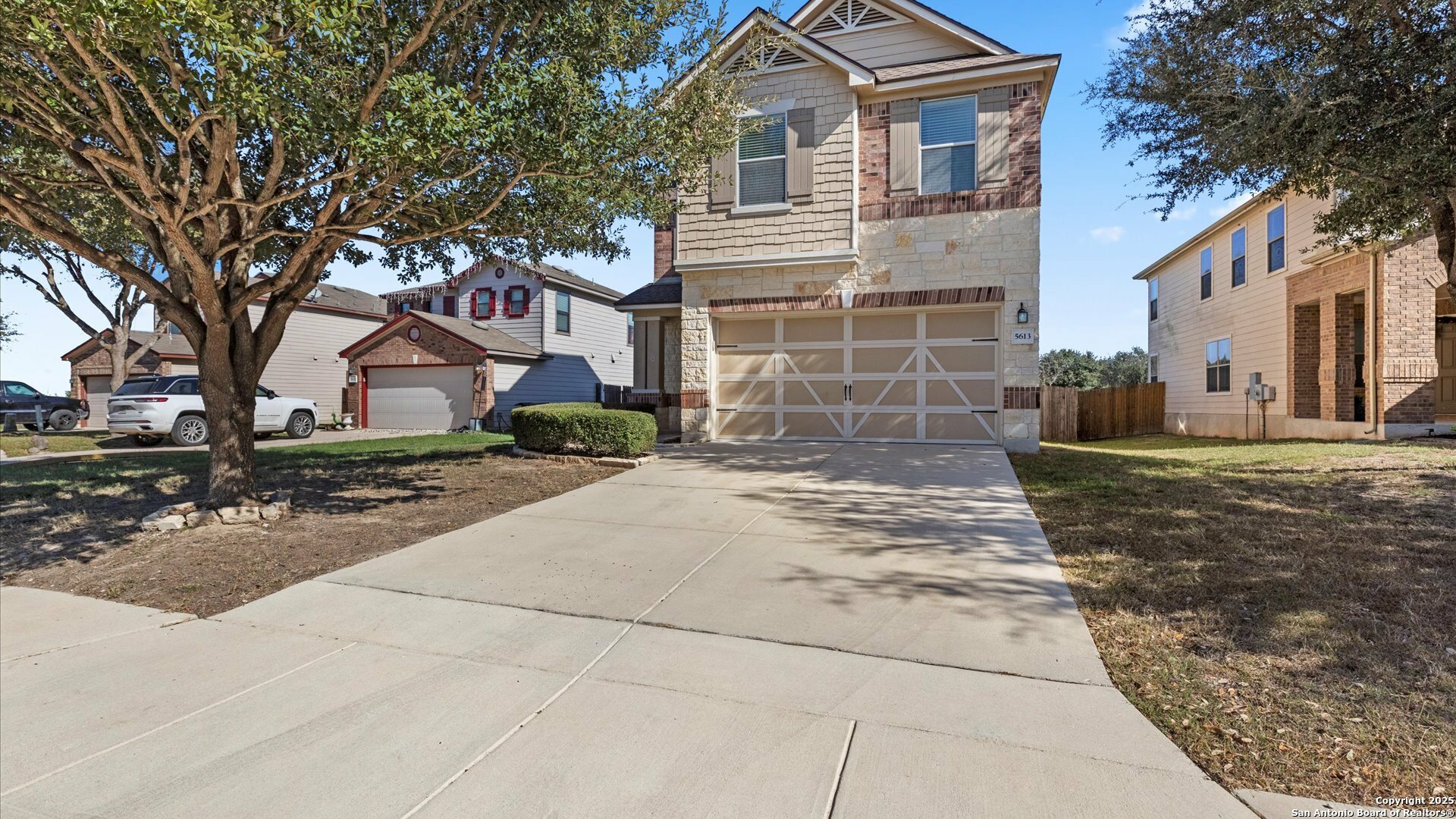 Property Photo: 5613 Ping Way TX 78108
