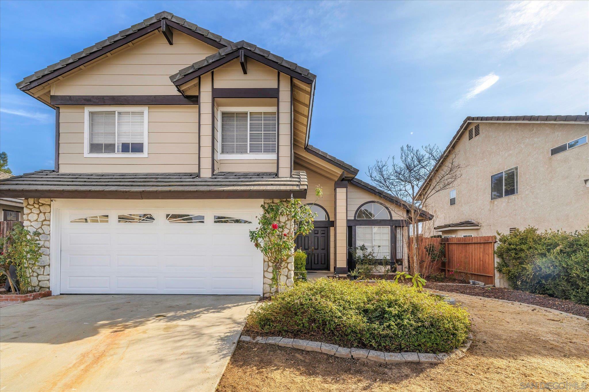 Property Photo:  41164 Mountain Pride Dr  CA 92562 