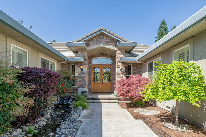 Property Photo:  19565 San Vincente Drive  CA 96003 