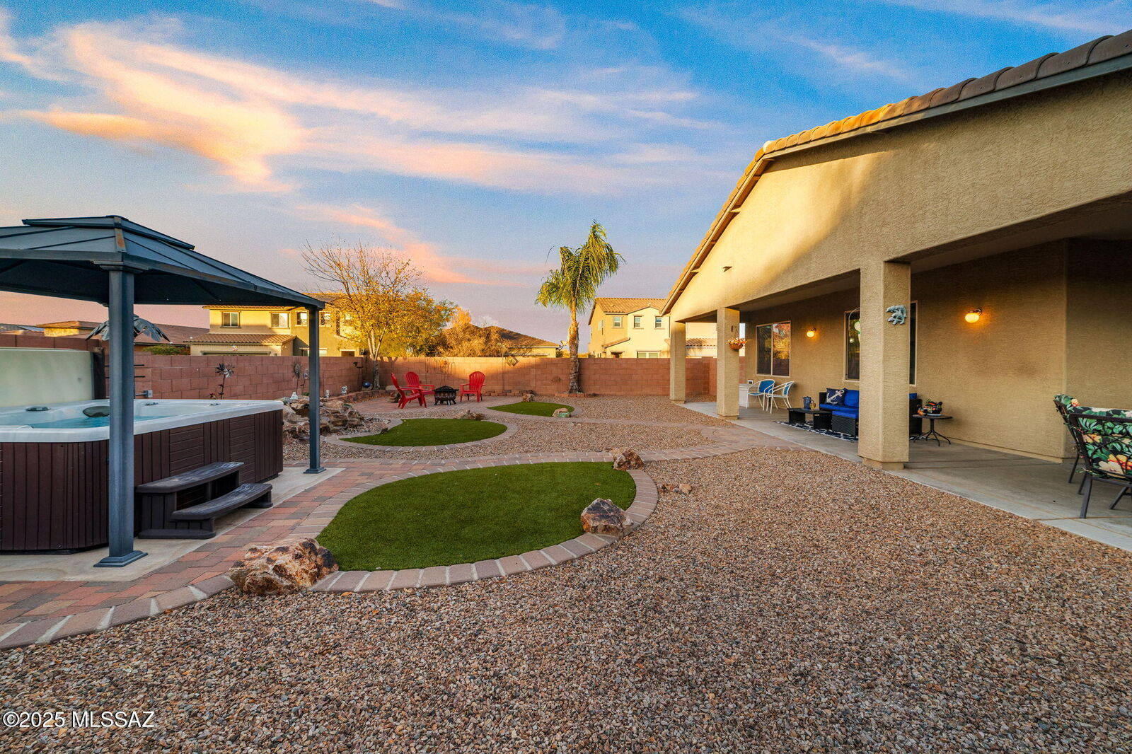 Property Photo: 1135 E Lumberjack Trail AZ 85629