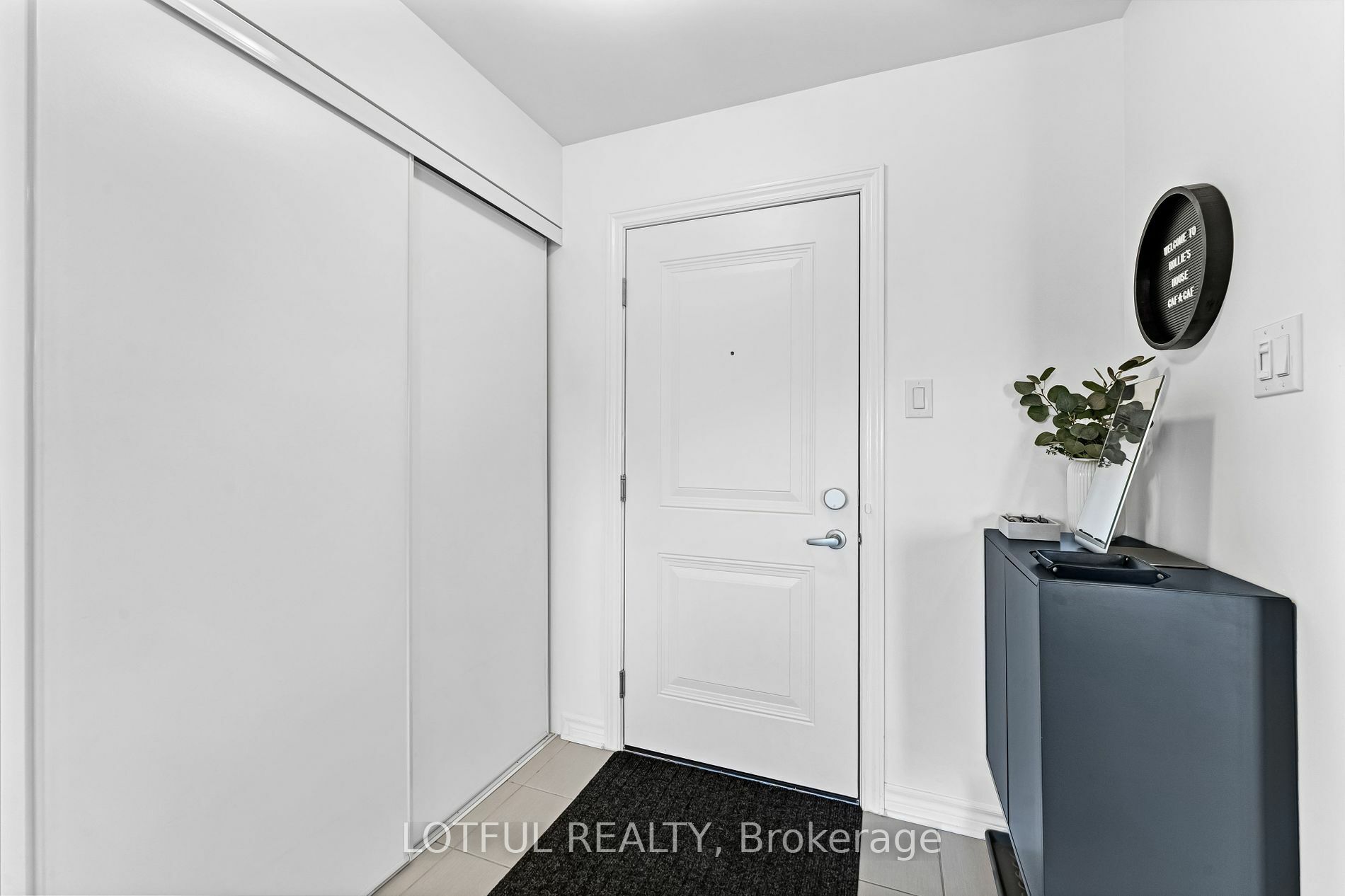 Property Photo:  365 Tribeca Lane 8  ON K2J 6B4 