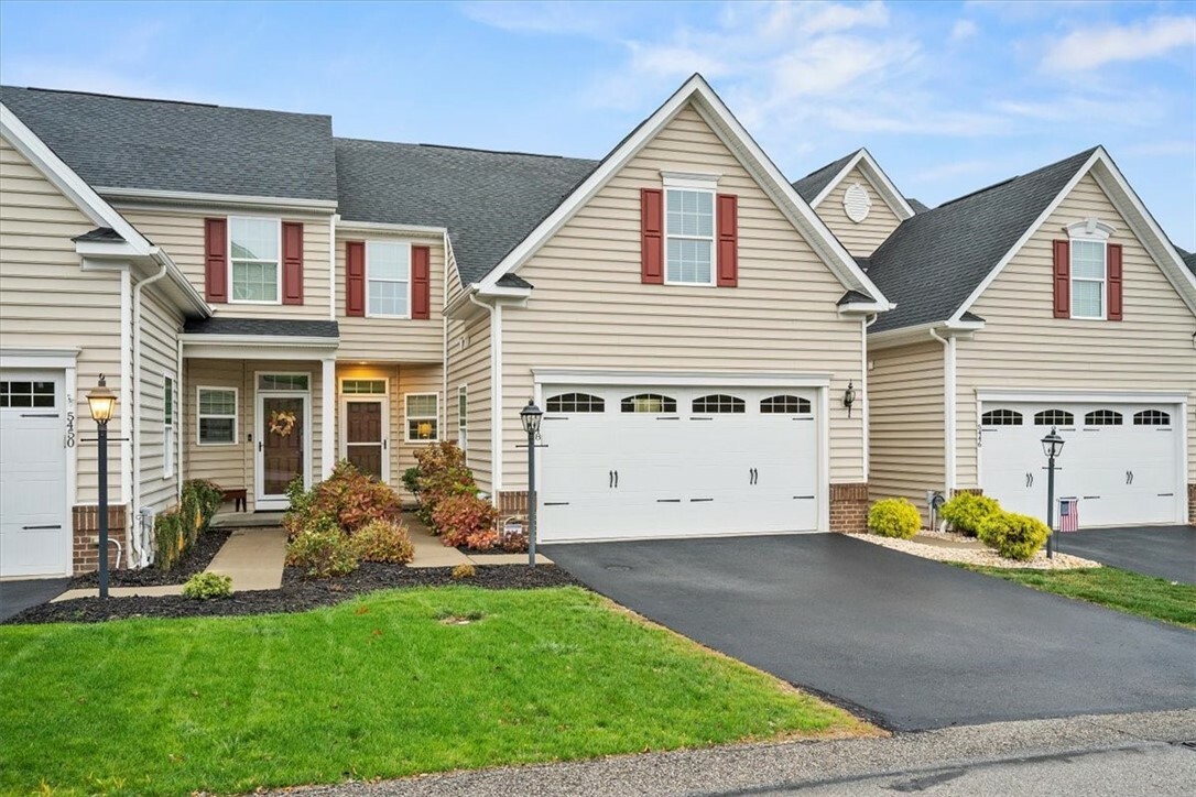 Property Photo:  5448 Lantern Hill Ext  PA 15236 