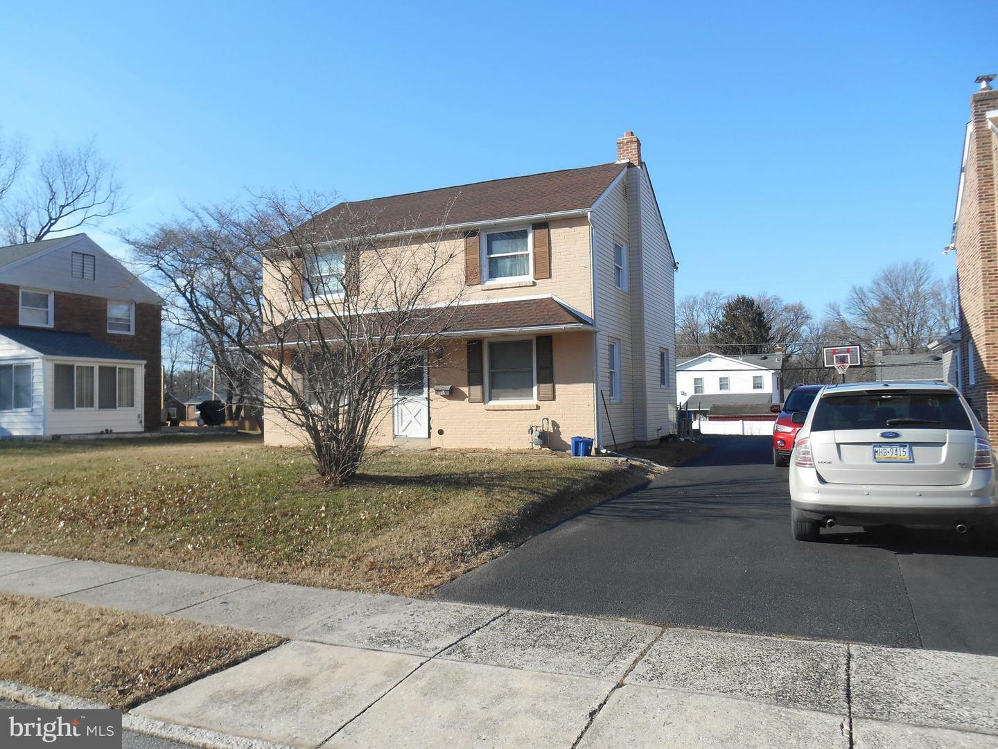 Property Photo:  456 Wheatsheaf Road  PA 19064 