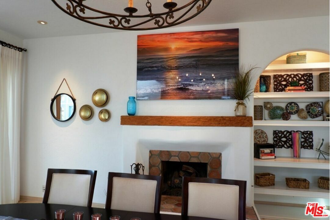 Property Photo:  31663 Broad Beach Rd  CA 90265 