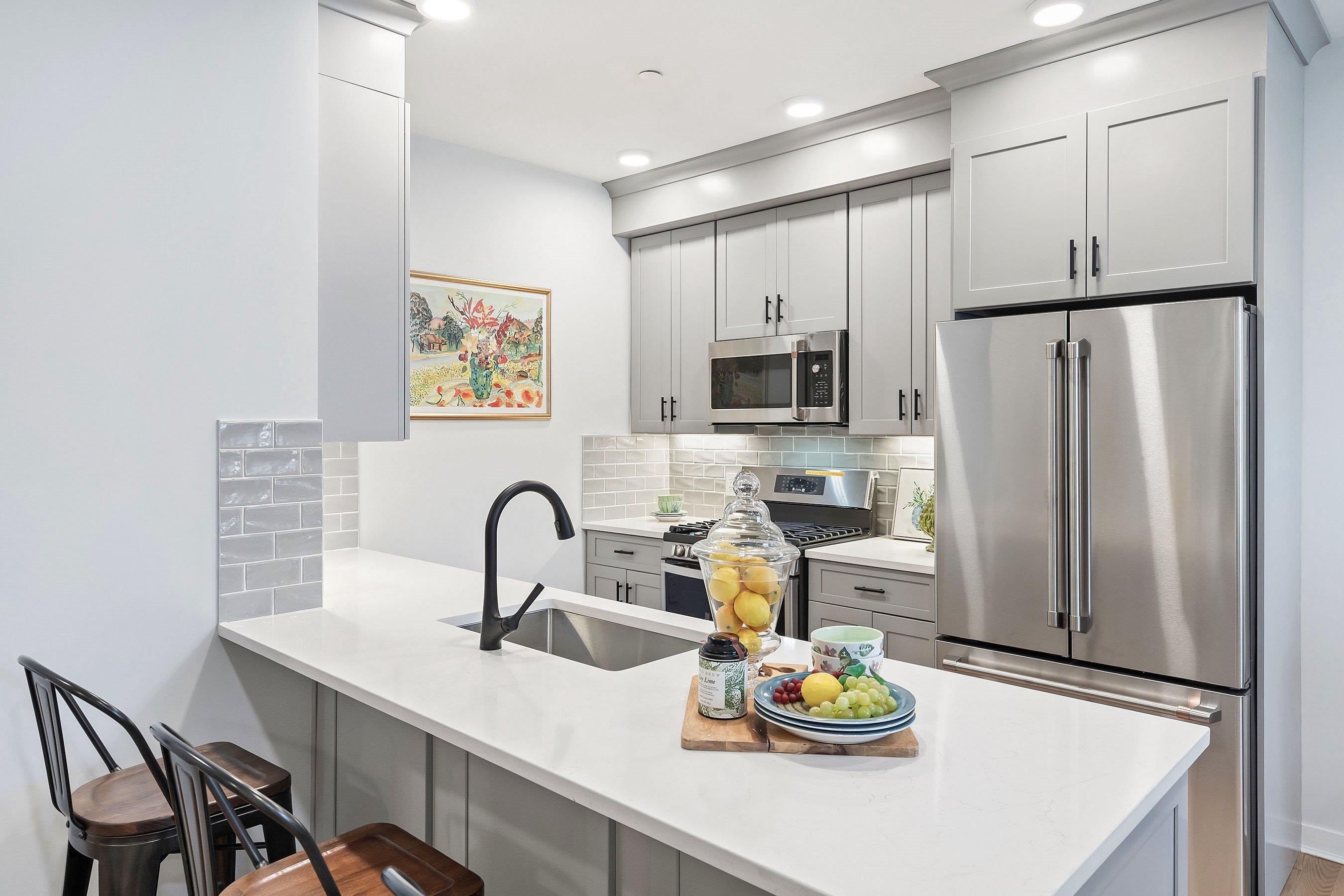 Property Photo: 660 Bloomfield Ave 403 NJ 07003