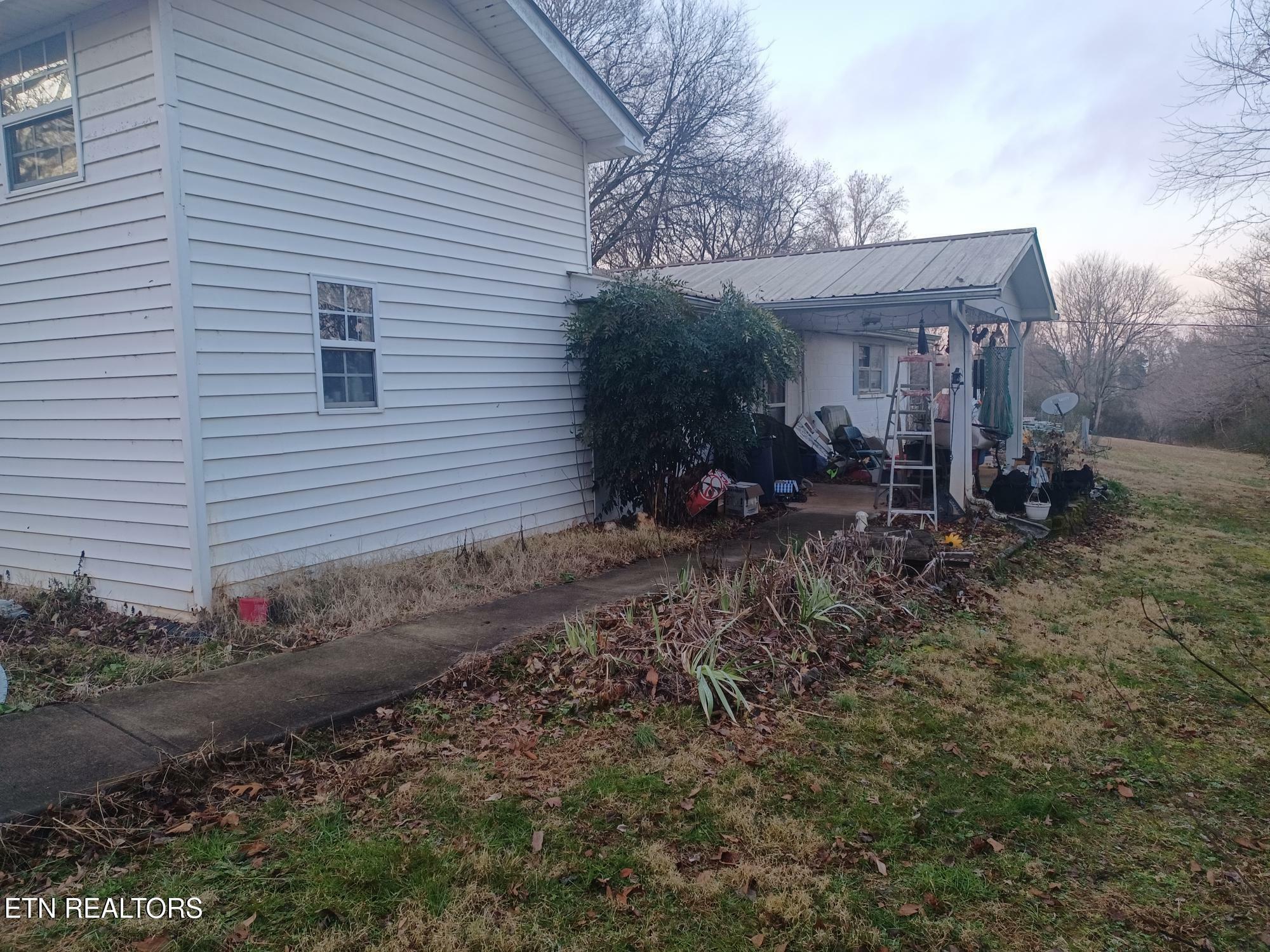 Property Photo:  250 Stinnett Rd  TN 37354 