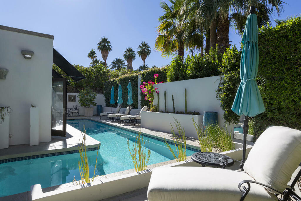 1755 S Mesa Drive  Palm Springs CA 92264 photo