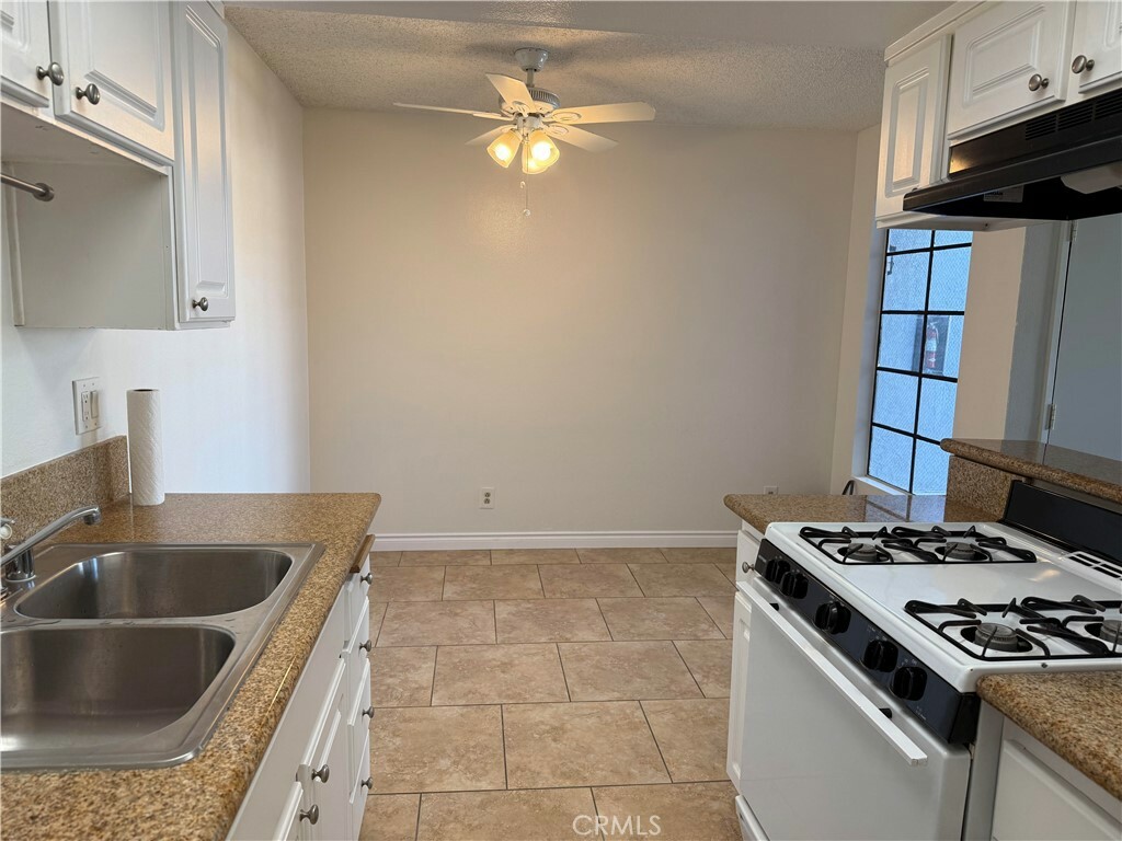 Property Photo:  5165 Walnut Avenue 6  CA 91710 