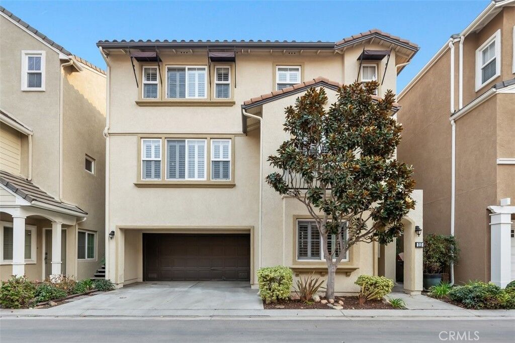 Property Photo:  2889 Plaza Del Amo 213  CA 90503 