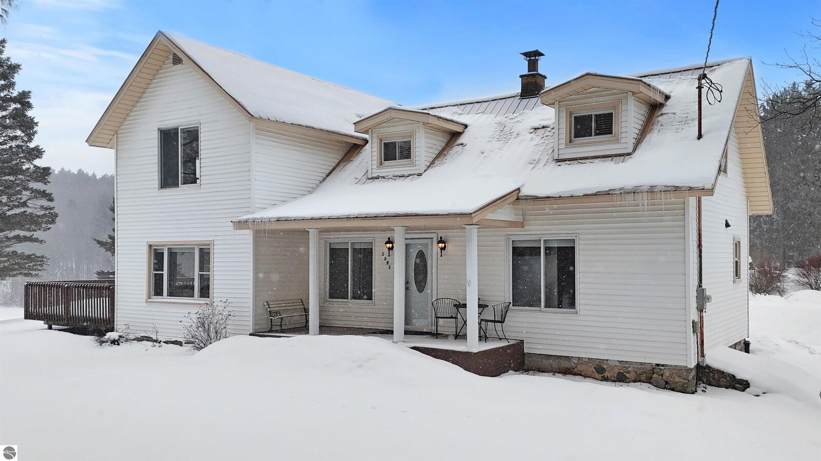 Property Photo:  1591 SE Cool Road  MI 49646 