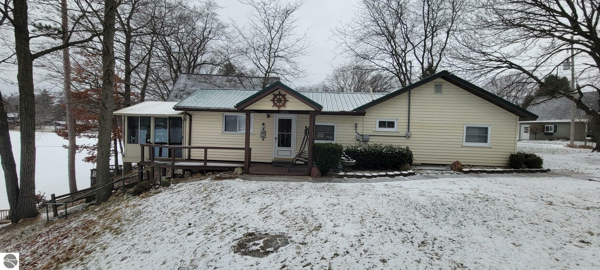 Property Photo:  1151 N Crooked Lake Drive  MI 48632 