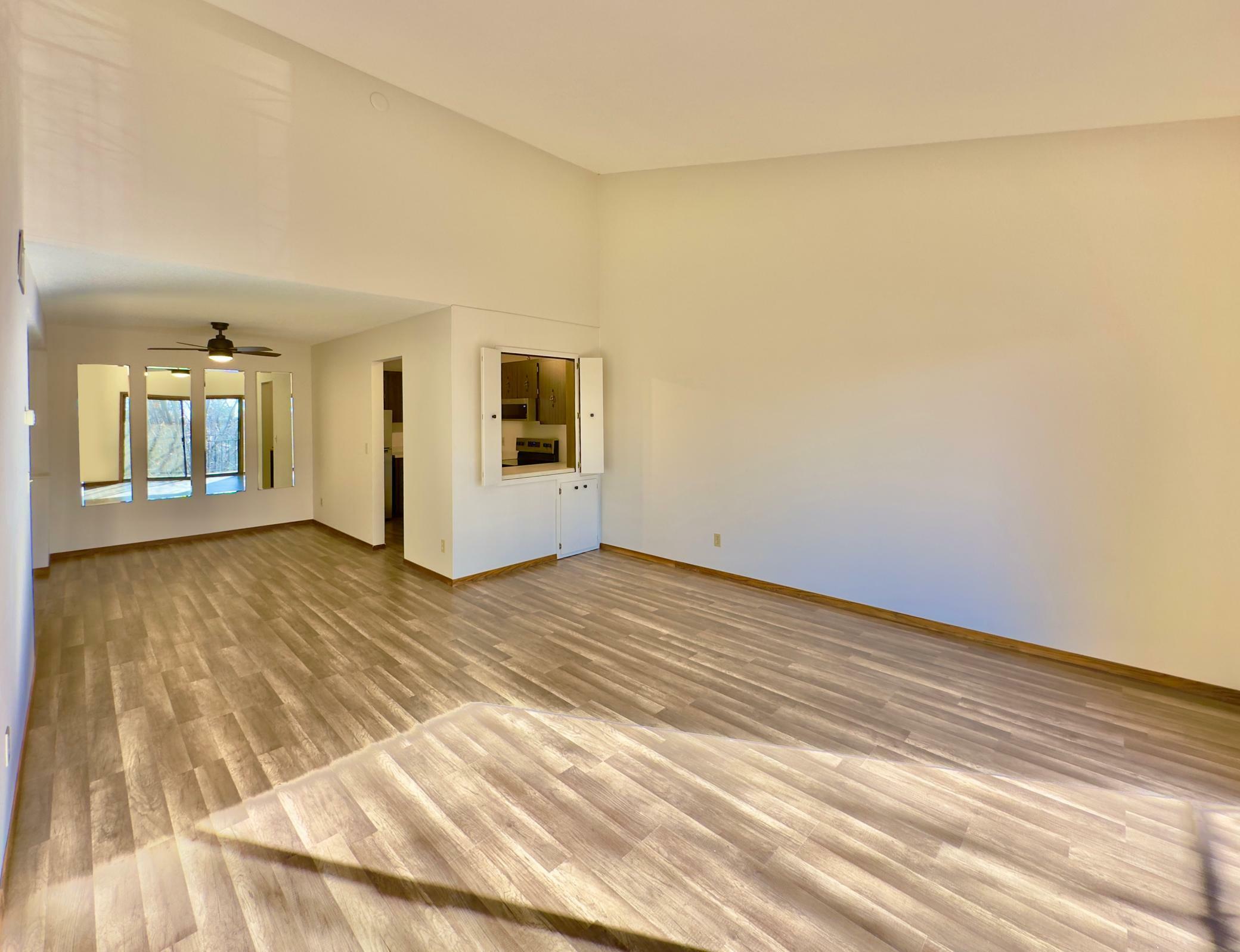 Property Photo:  4120 Parklawn Avenue 331  MN 55435 