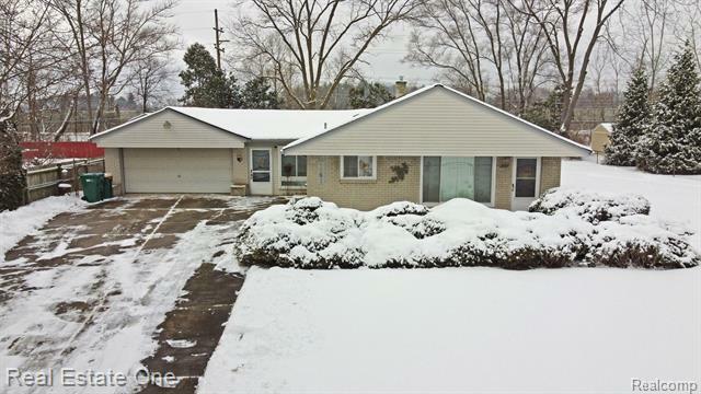 4861 Rioview Drive  Independence Twp MI 48346 photo