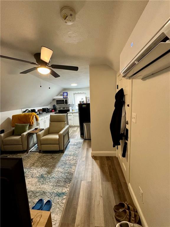 Property Photo:  15 Rock Street 2  RI 02809 