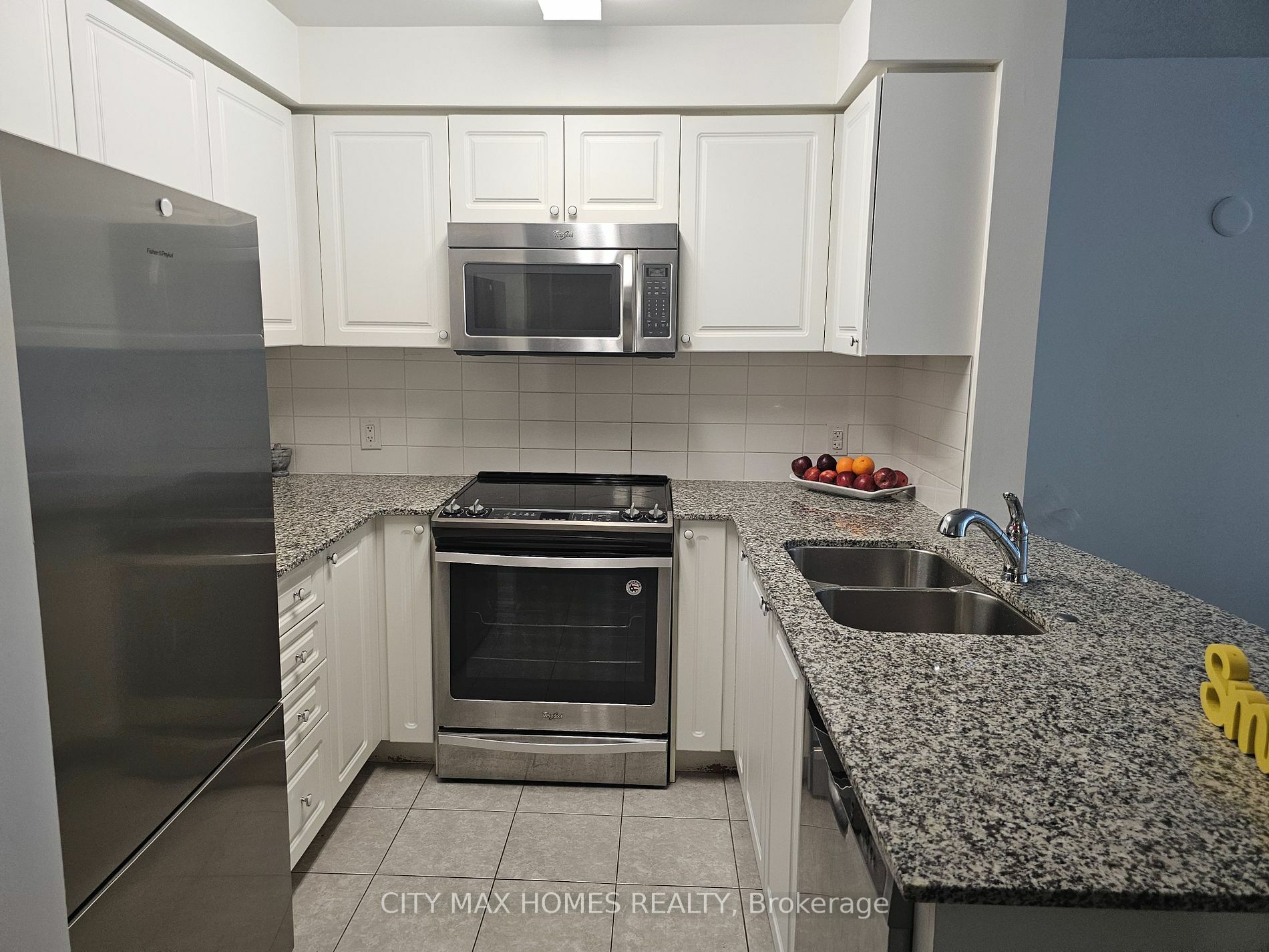 Property Photo:  50 Via Rosedale Way 116  ON L6R 3Z7 