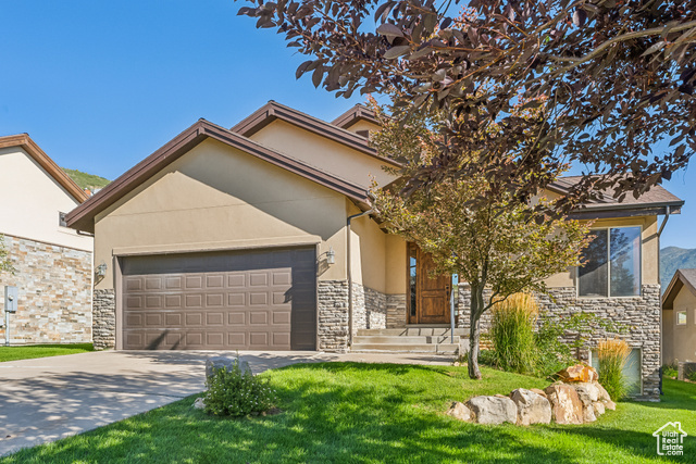 Property Photo: 1164 W Sunburst Ln N 16 UT 84049