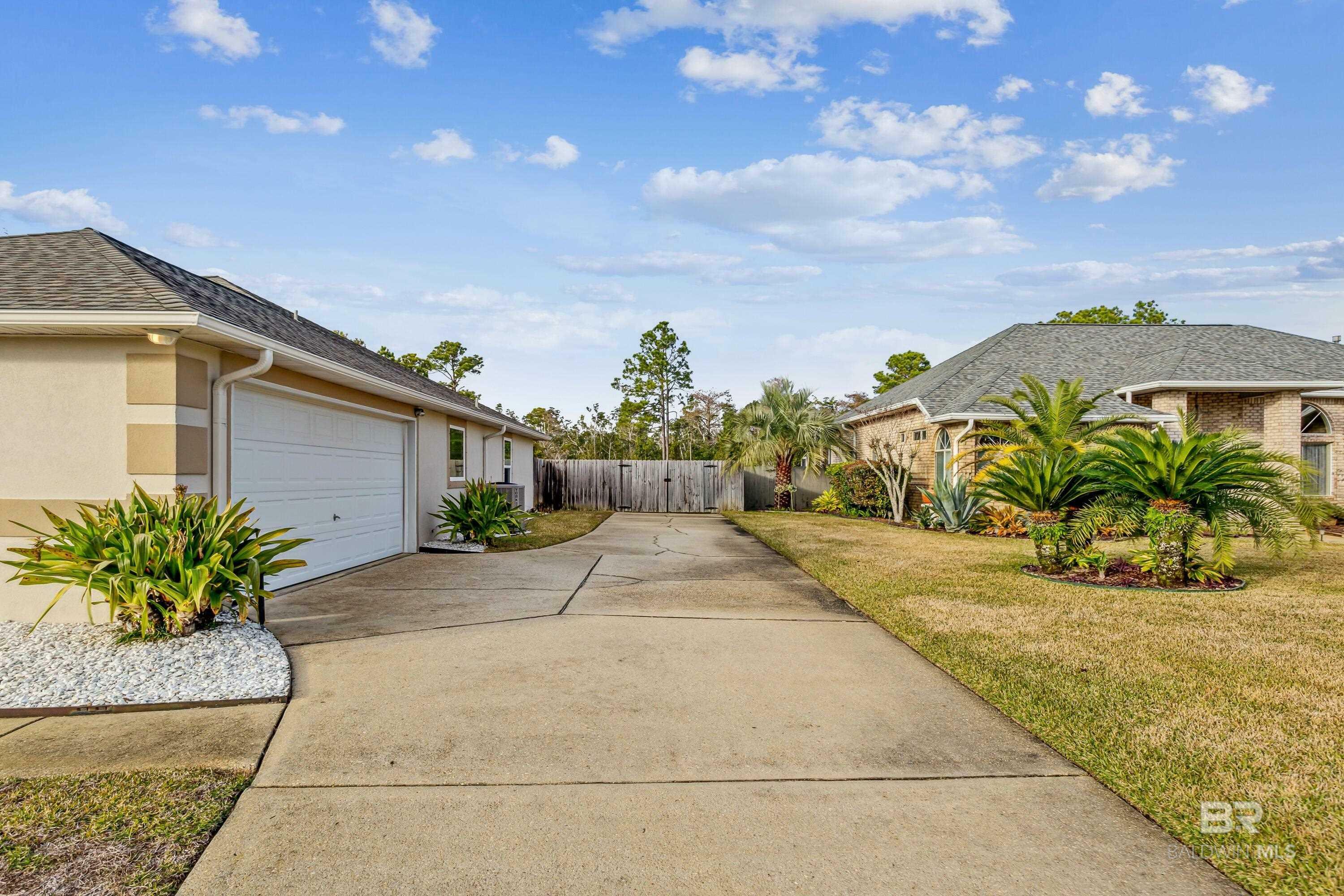 Property Photo:  5127 Chandelle Drive  FL 32507 