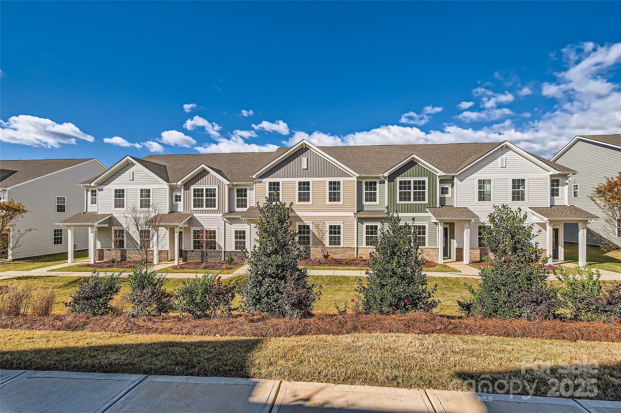 Property Photo: 9835 Old Garden Circle NC 28056