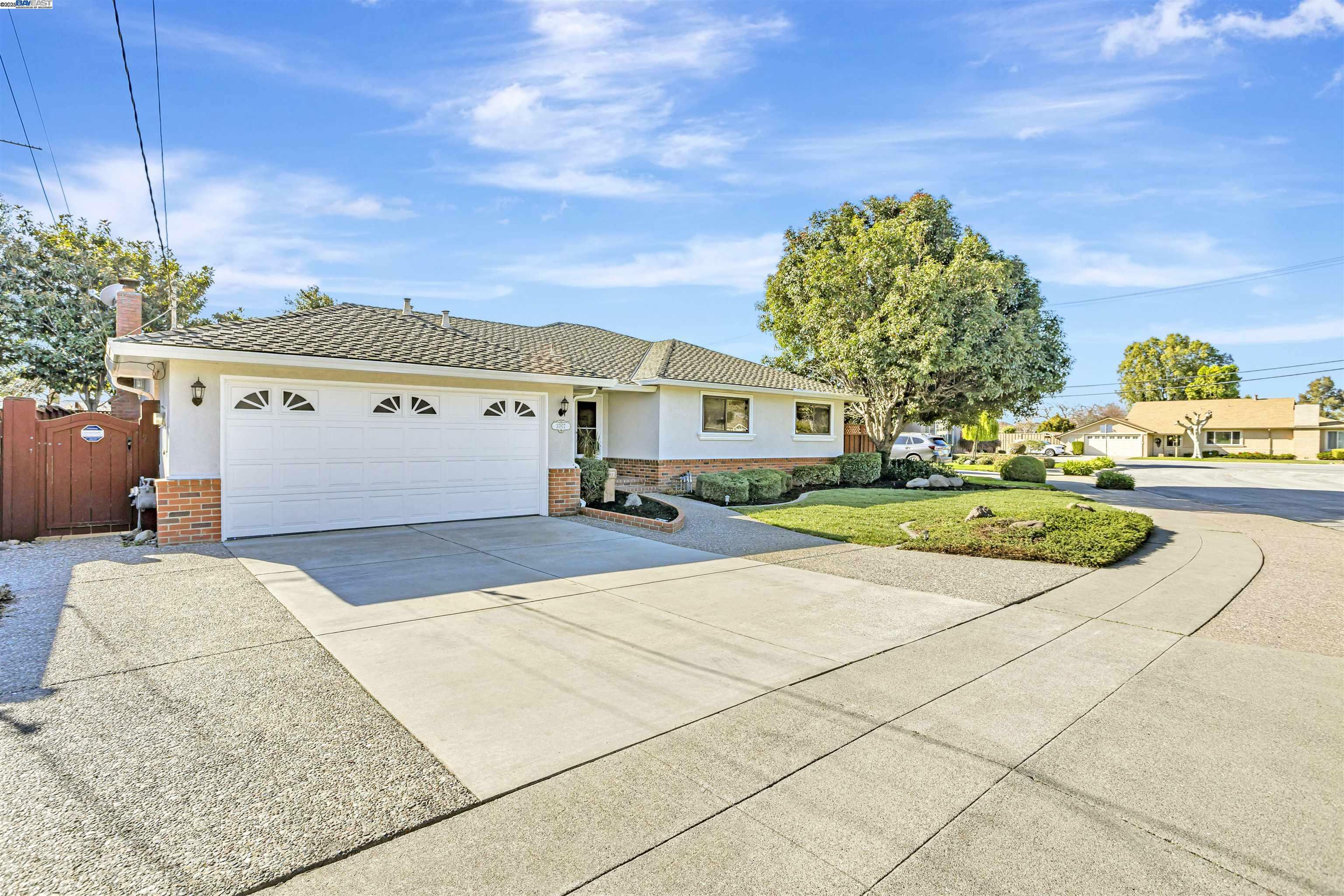 Property Photo:  37877 Blacow Rd  CA 94536 