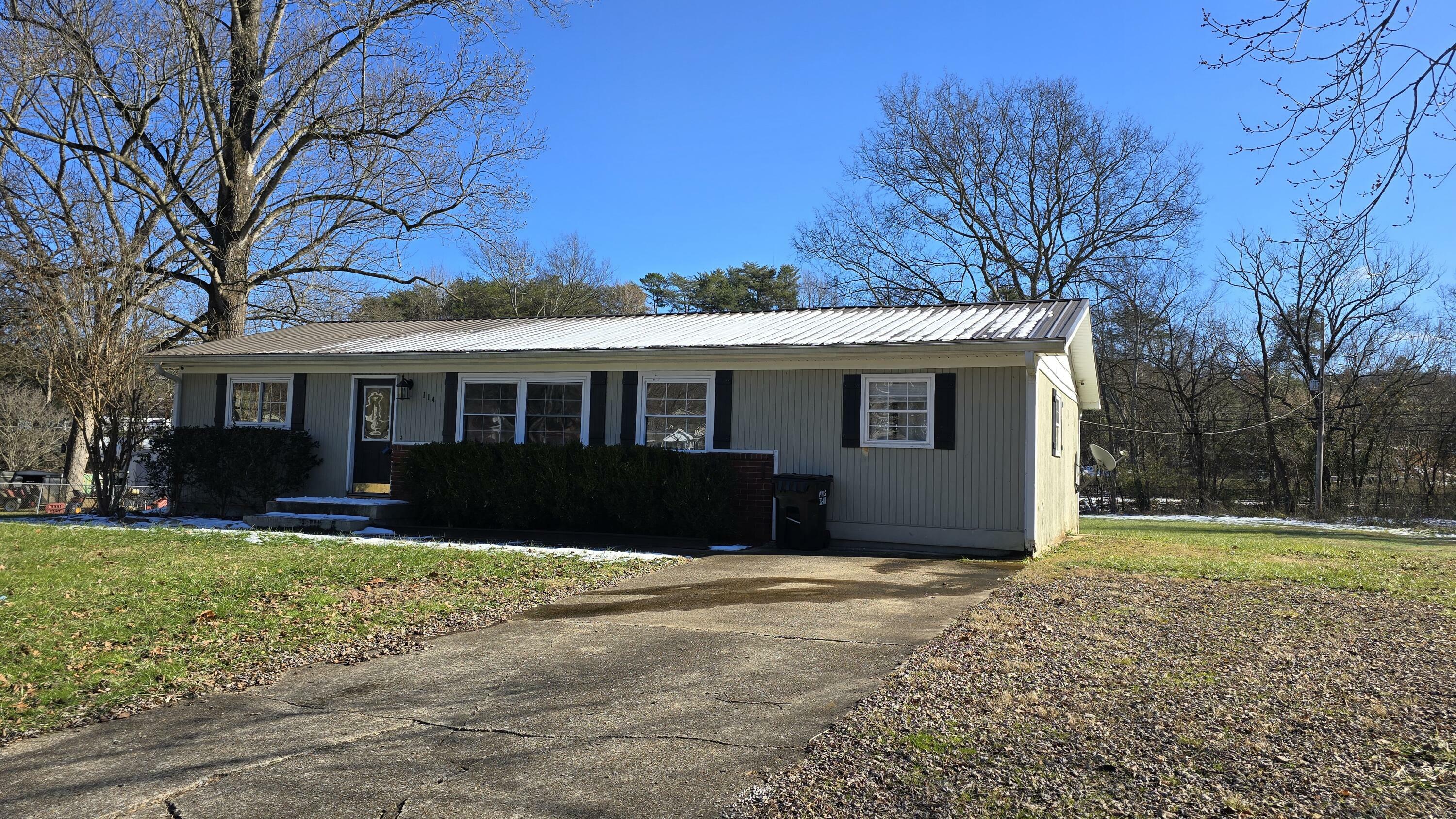 Property Photo:  114 Valley View Drive  TN 37327 