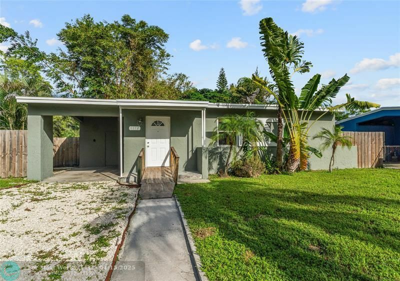 Property Photo:  1112 NW 15th Ave  FL 33311 