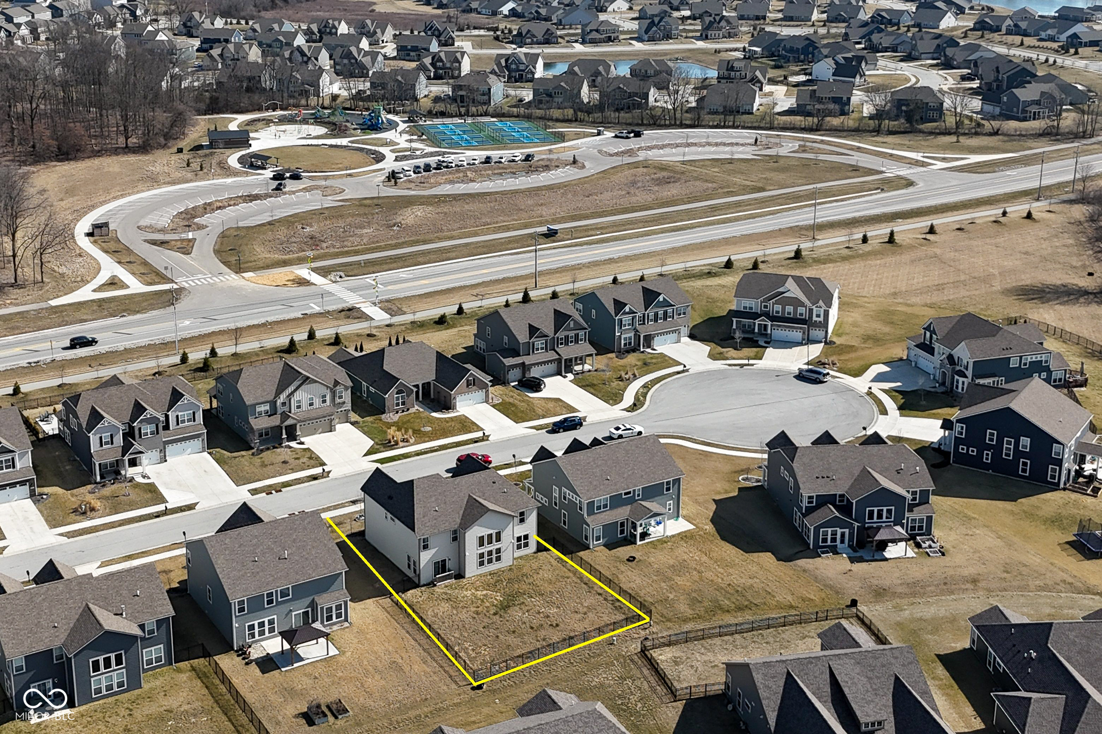 Property Photo: 4061 Omaha Drive IN 46106