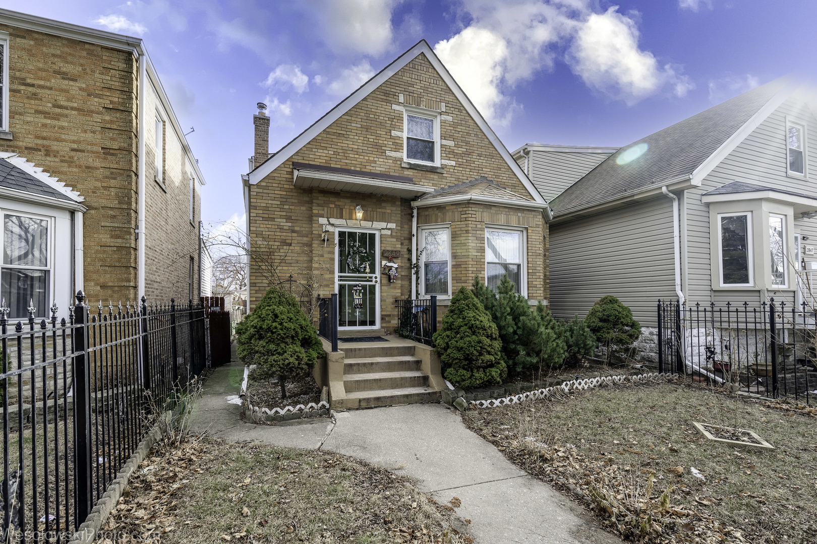 Property Photo:  2849 N Natchez Avenue  IL 60634 