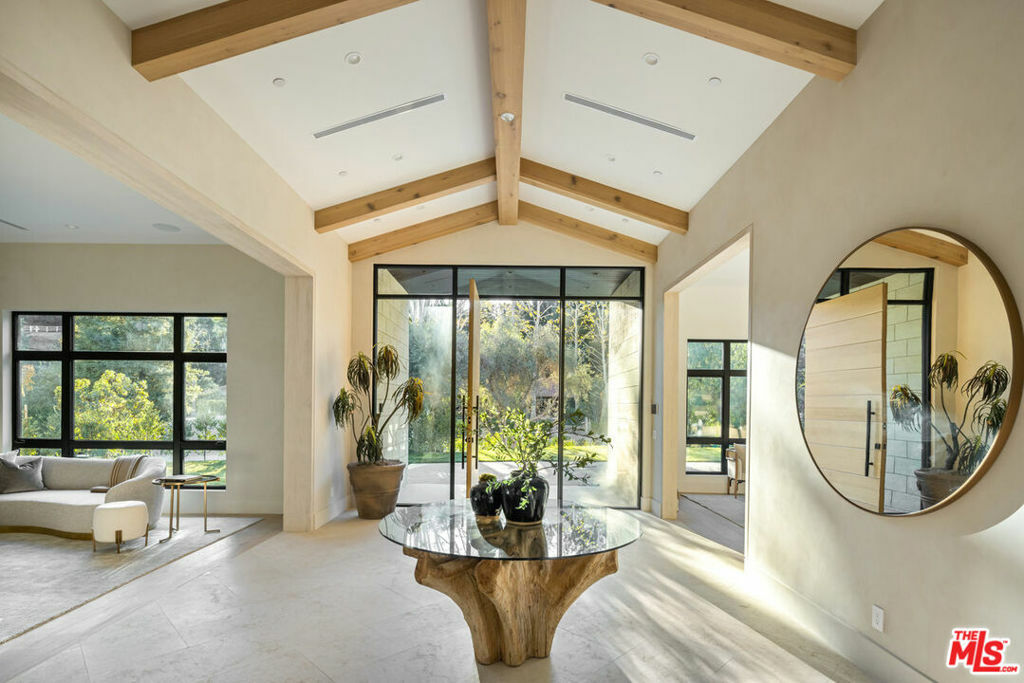 Property Photo:  24227 Bridle Trail Road  CA 91302 