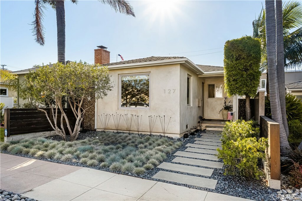 Property Photo:  127 5th Street  CA 90740 