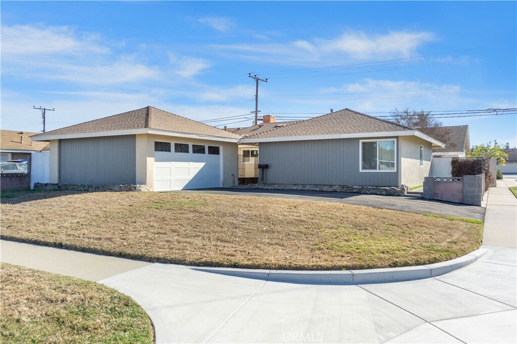 Property Photo:  10110 Margo Lane  CA 92683 