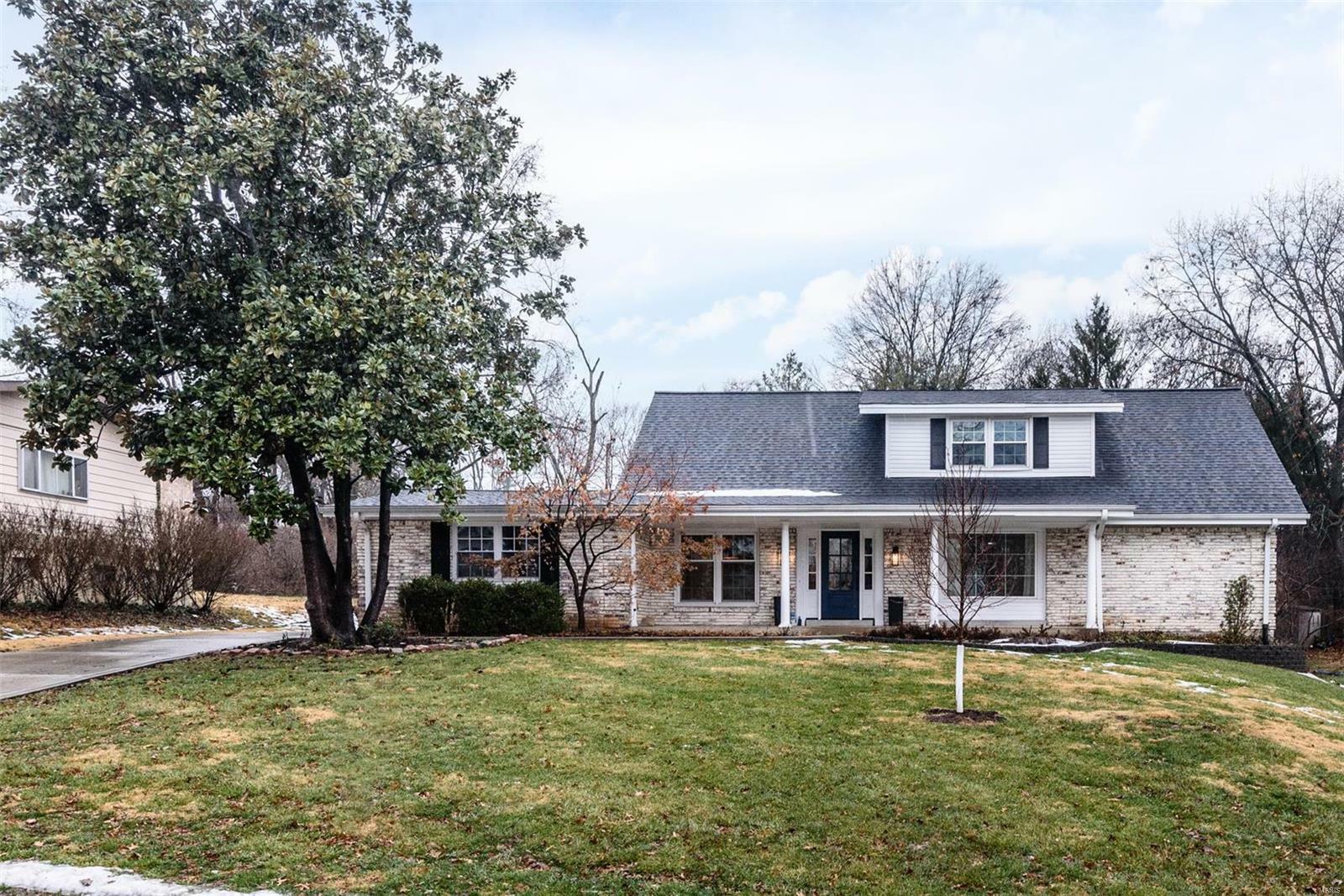 Property Photo:  84 Forest Crest Drive  MO 63017 