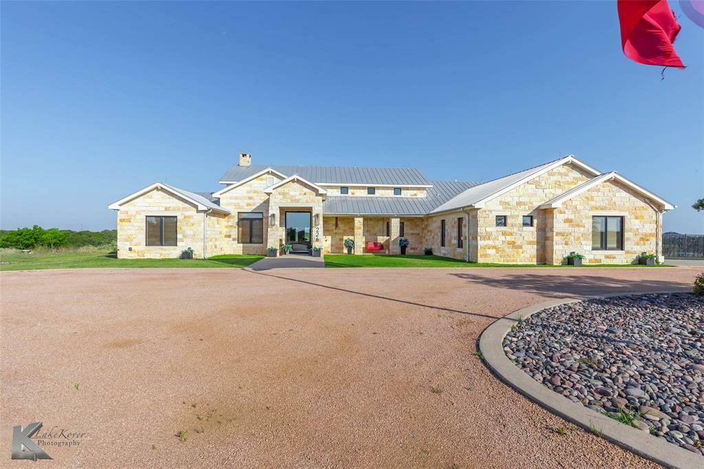Property Photo: 226 Rabbit Run TX 79562