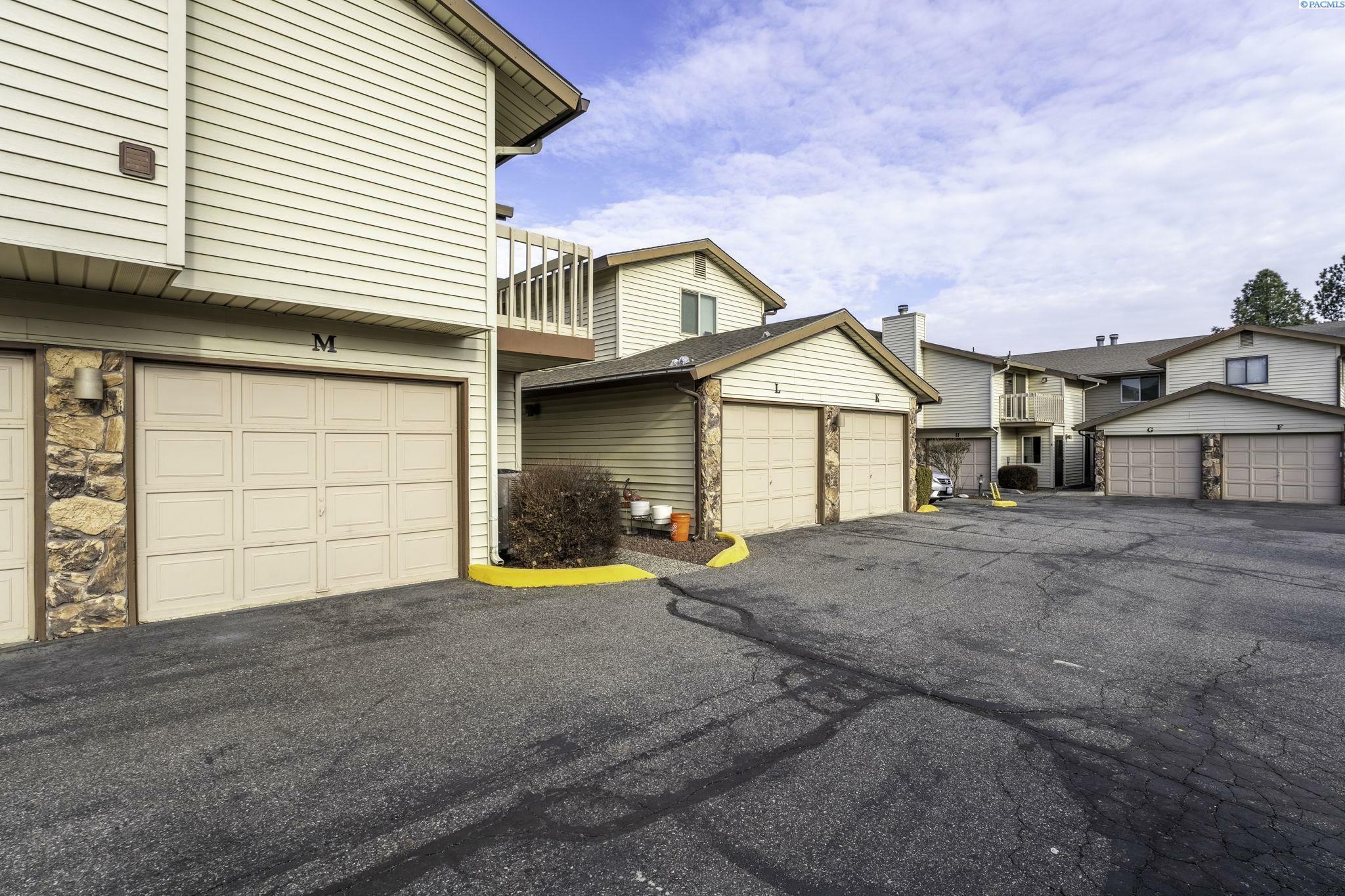 560 Spengler Street M  Richland WA 99354 photo