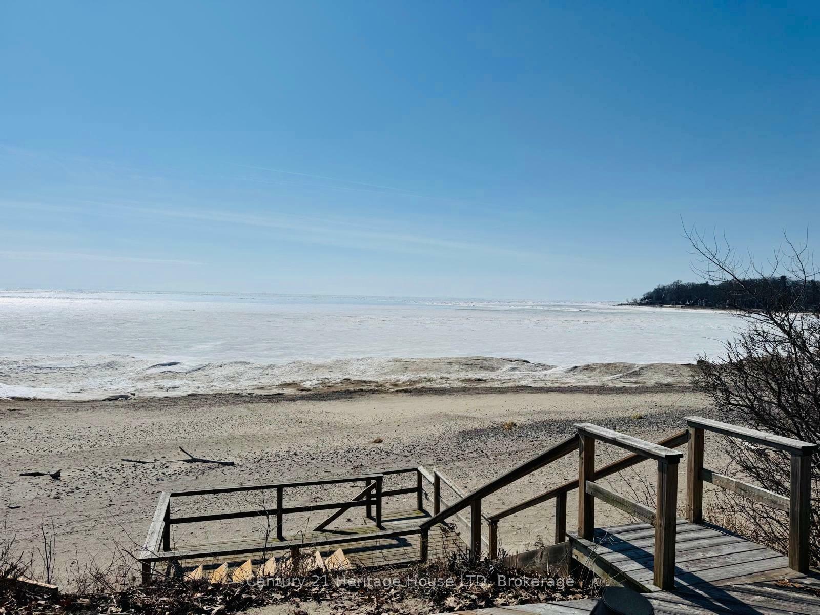 2901 Vimy Road  Port Colborne ON L3K 5V3 photo