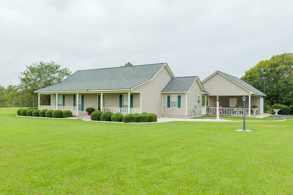 Property Photo:  239 Baskins Rd  GA 31635 