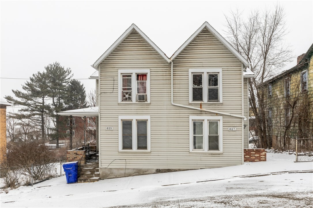 Property Photo:  825-827 Jones Ave  PA 15104 