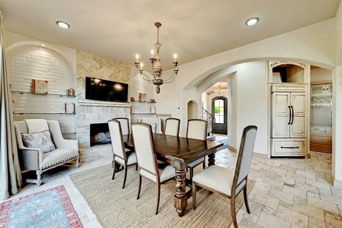 Property Photo:  2433 Westlake Drive  TX 78746 