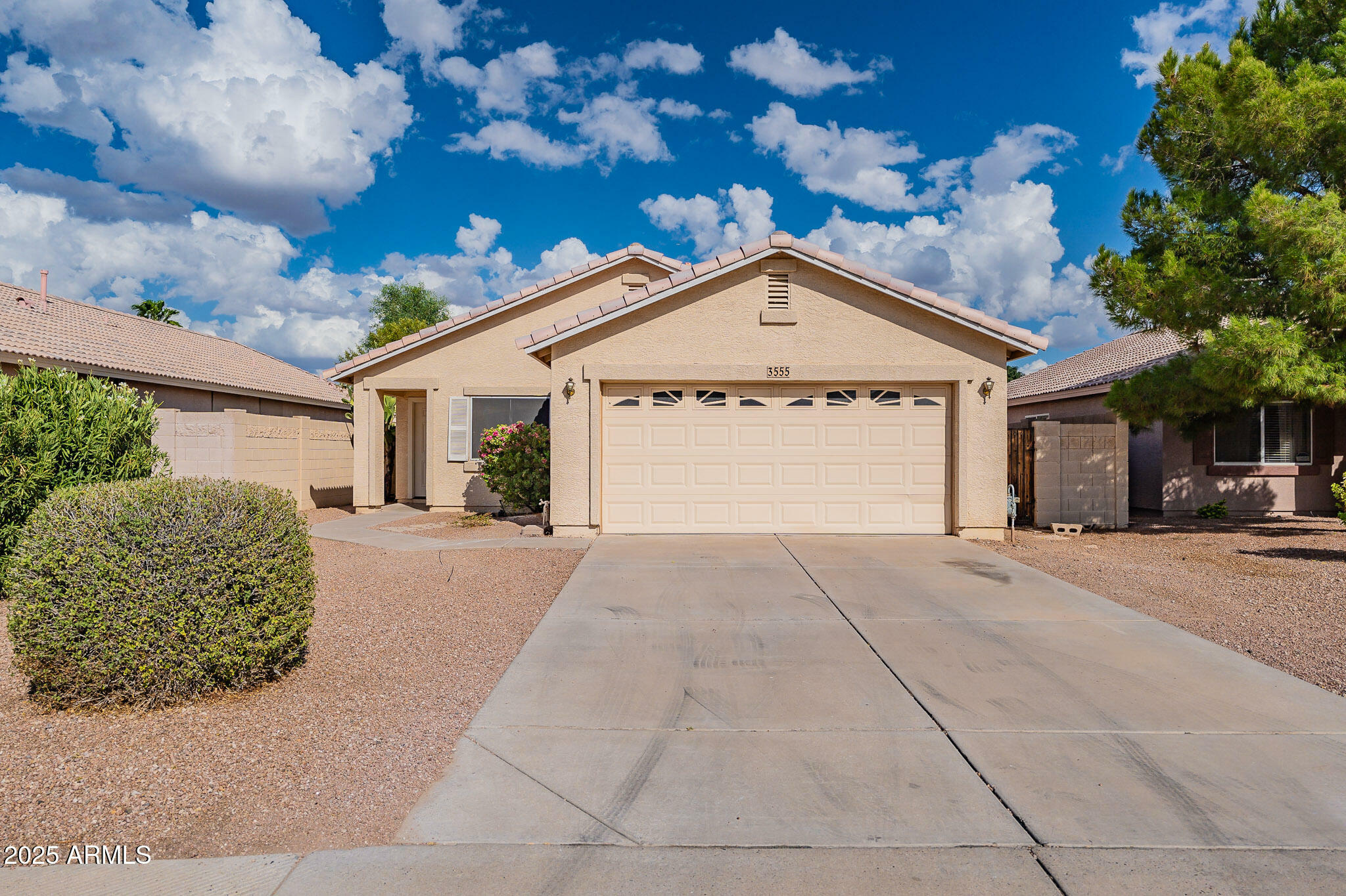 3555 S Moccasin Trail  Gilbert AZ 85297 photo