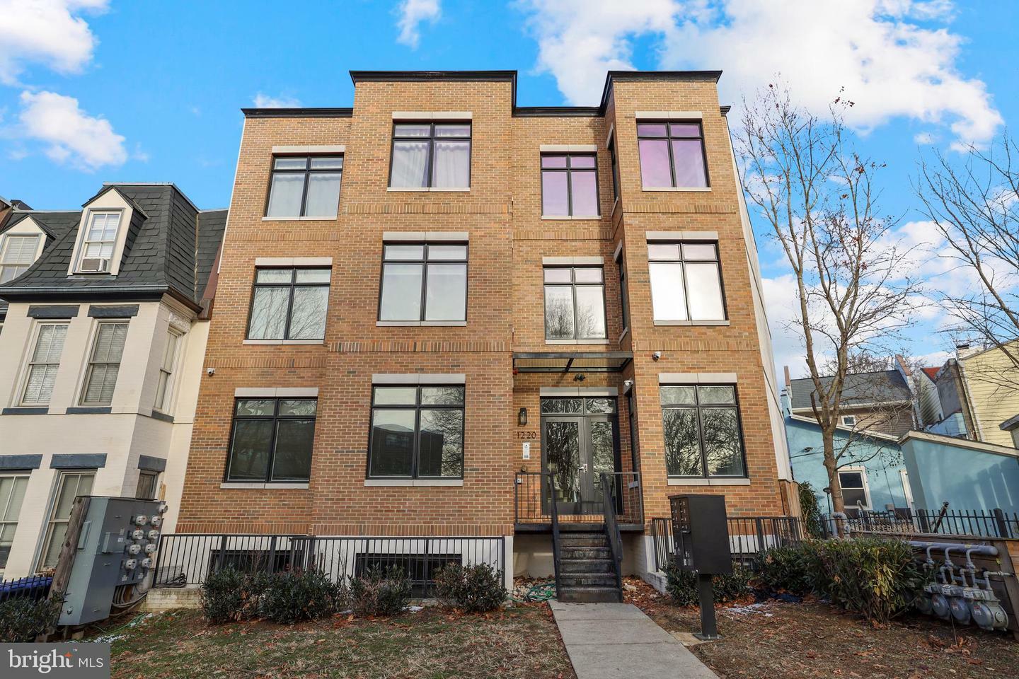 1220 Potomac Avenue SE 3  Washington DC 20003 photo
