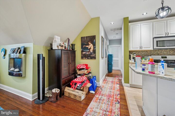 Property Photo:  7220 Ridge Avenue G  PA 19128 