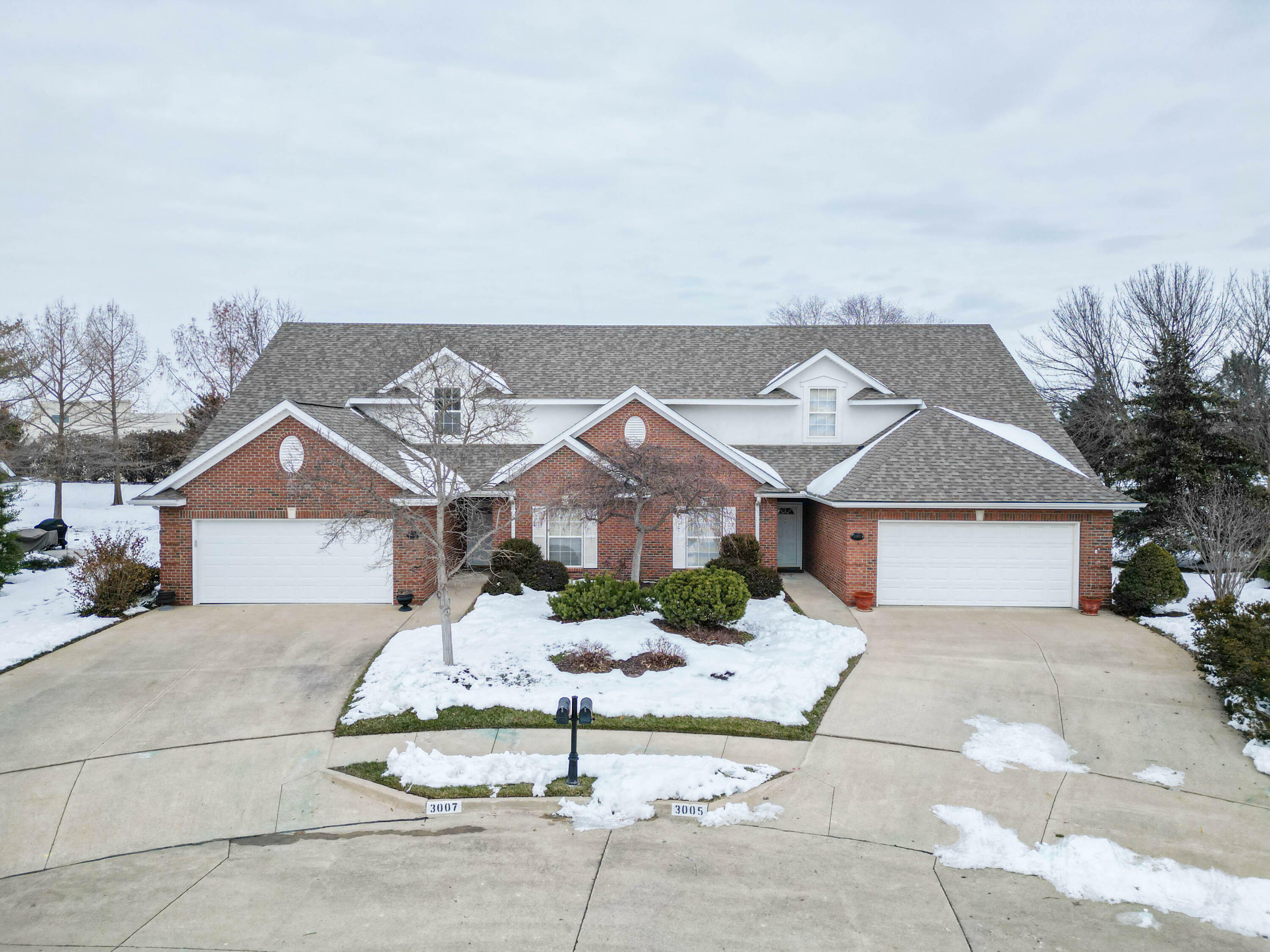 Property Photo:  3005 Wind River Ct  MO 65203 