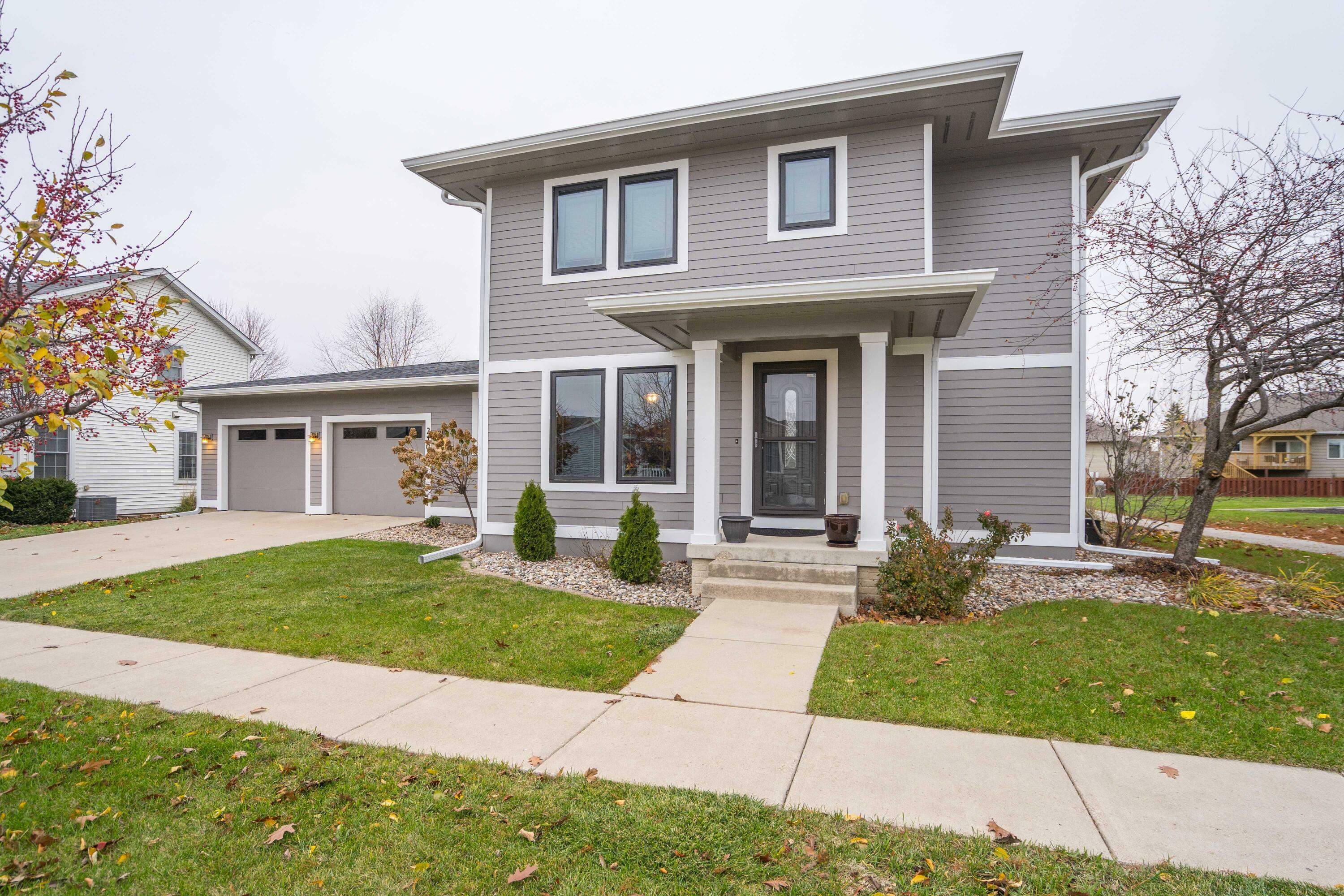 Property Photo:  2403 Clayton Drive  IA 50010 