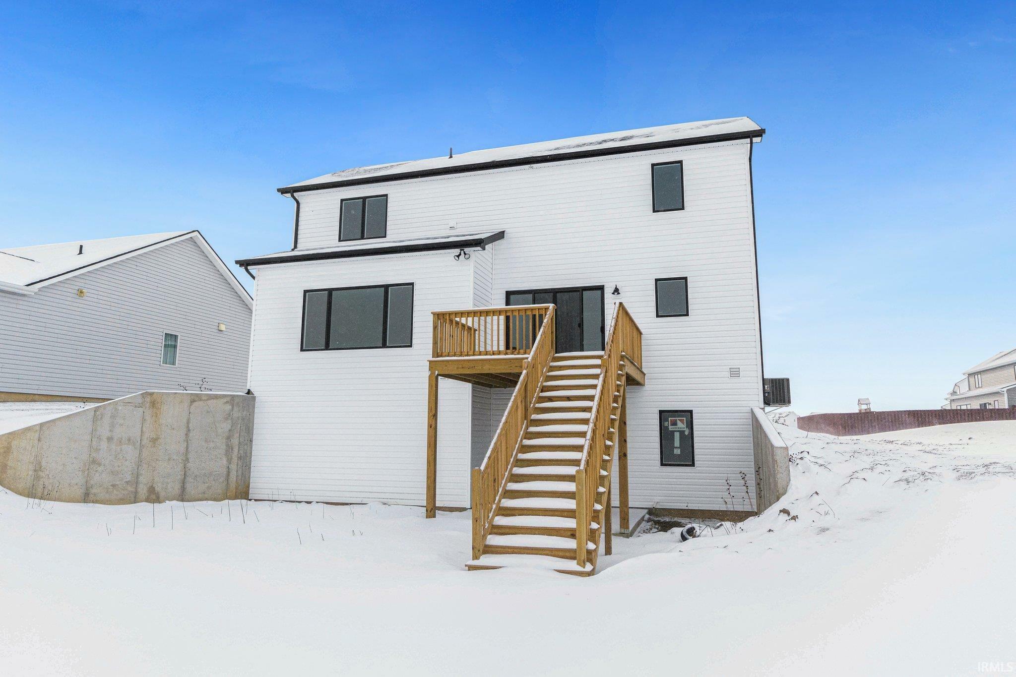 Property Photo: 551 Persimmon Cove IN 46814