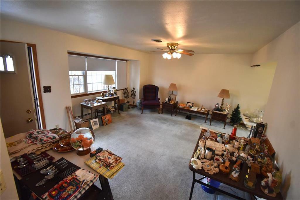 Property Photo:  123 Carbon Street  PA 18045 