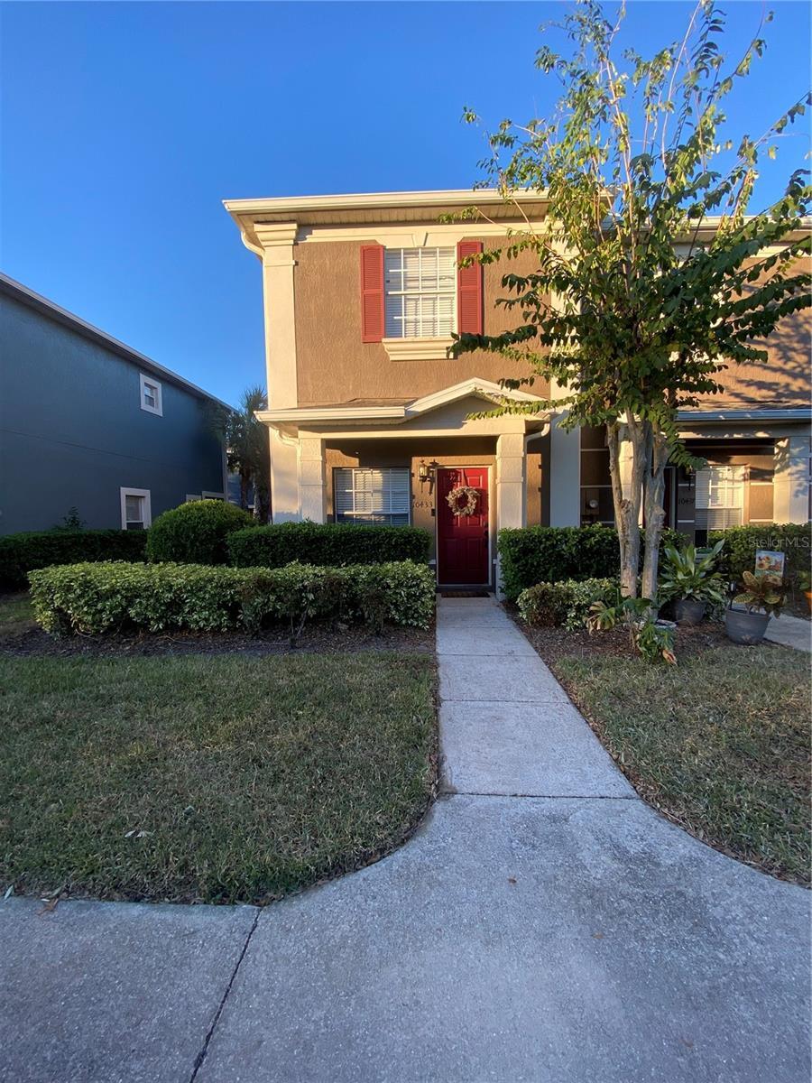 Property Photo: 10433 Manderley Way 267 FL 32829