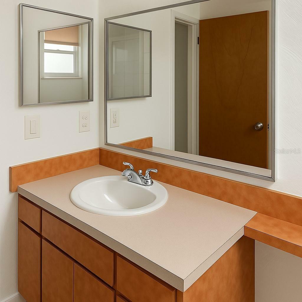 Property Photo:  6818 S Himes Avenue  FL 33611 