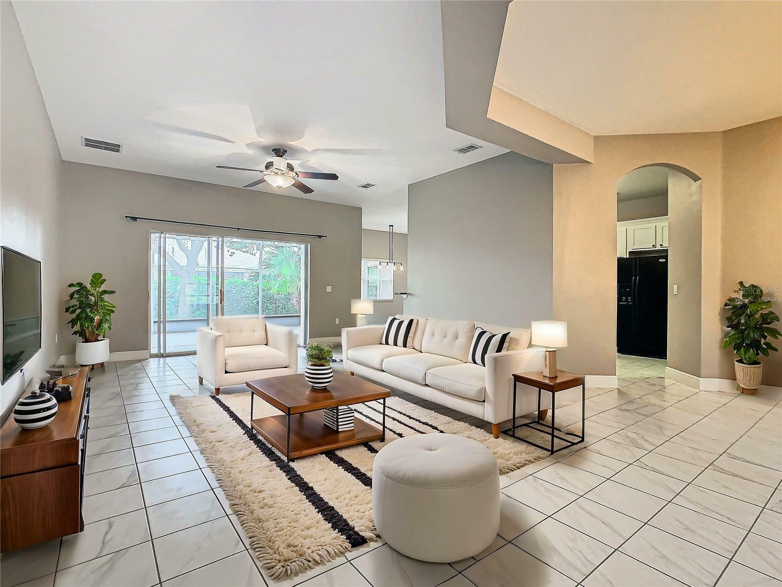 Property Photo:  900 Shorehaven Drive  FL 34759 