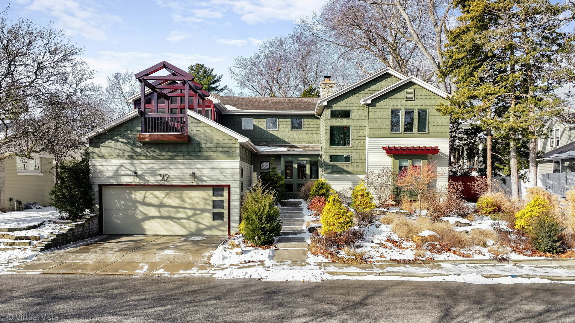 Property Photo: 312 S River Lane IL 60134