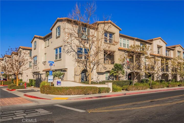 Property Photo:  955 S Bluff Road  CA 90640 